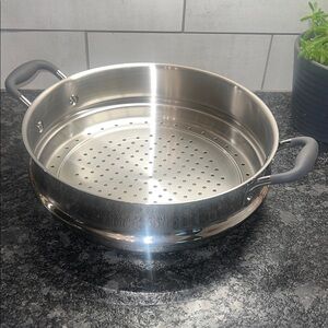 Pampered Chef Stainless Steel Steamer/Strainer basket with Handles. NIB 12”